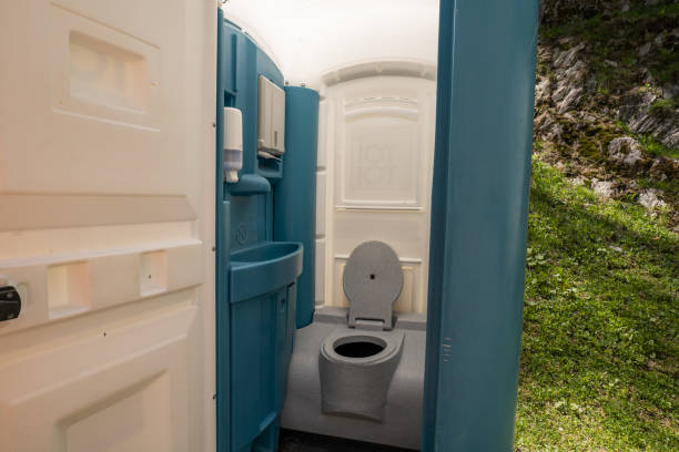 Best Portable Restroom Servicing (Cleaning and Restocking) in St Joseph, IL